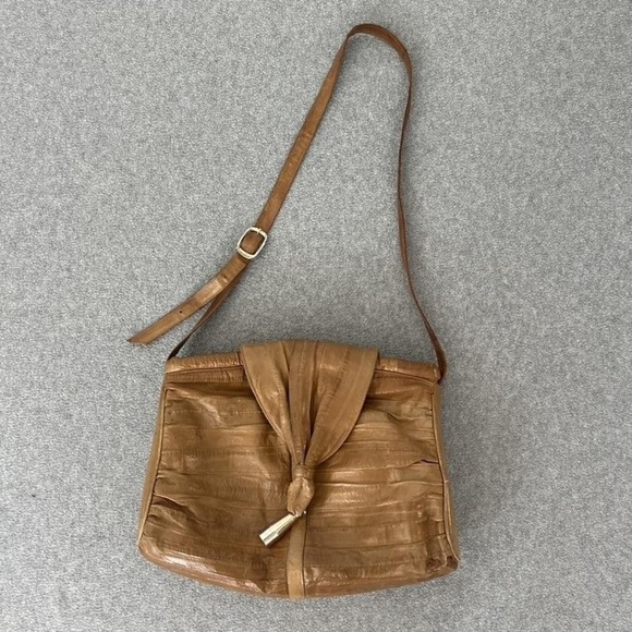 Vintage Genuine Eel Skin Shoulder Bag Purse Exotic Medium Brown Korea Tassel 80s - Picture 2 of 12